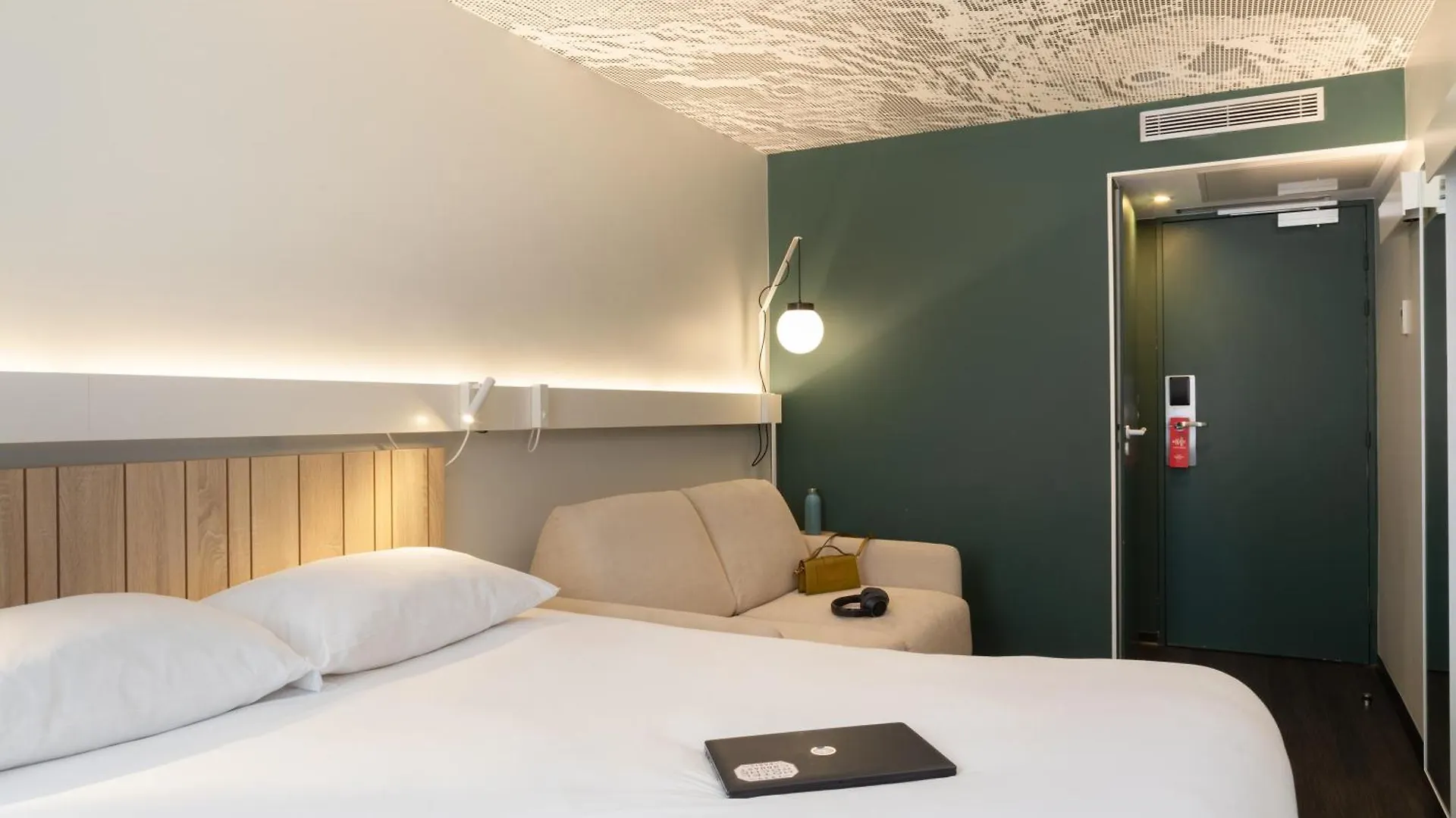 Ibis Paris Nation Davout Hotel