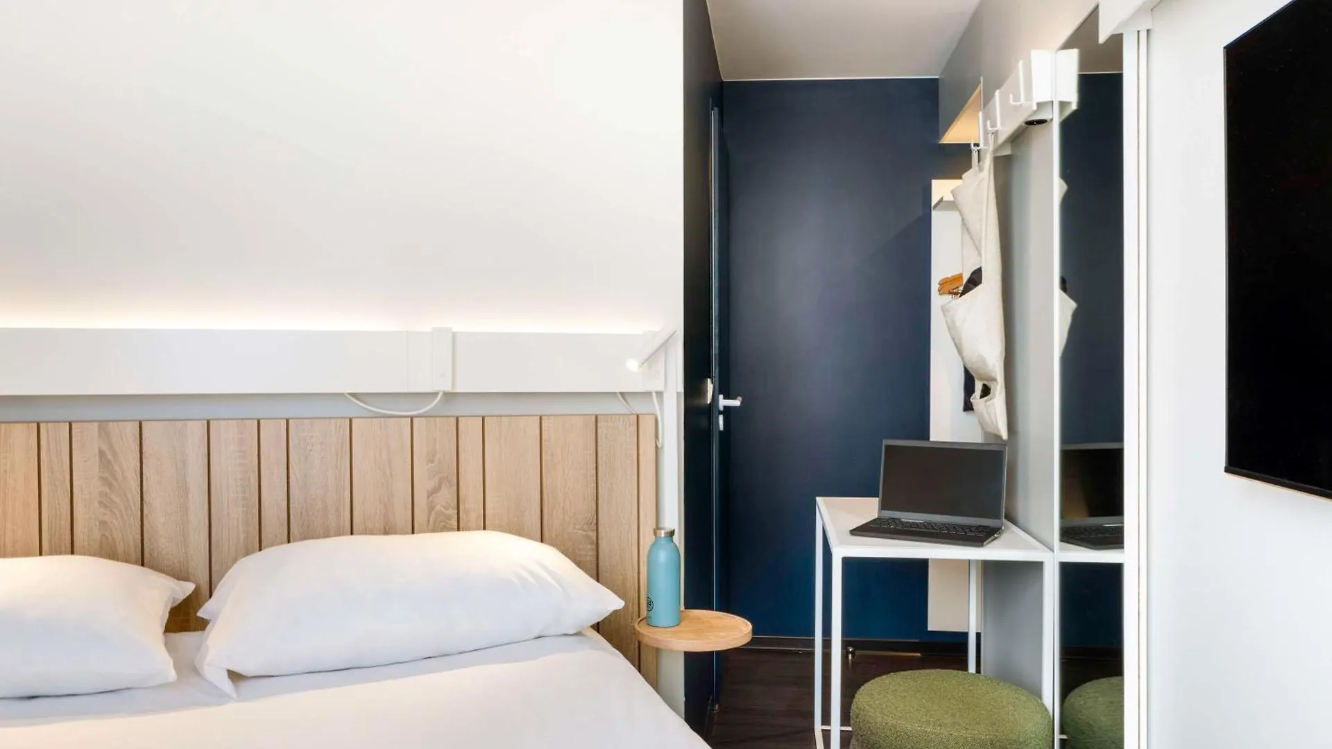 Ibis Paris Nation Davout Hotel